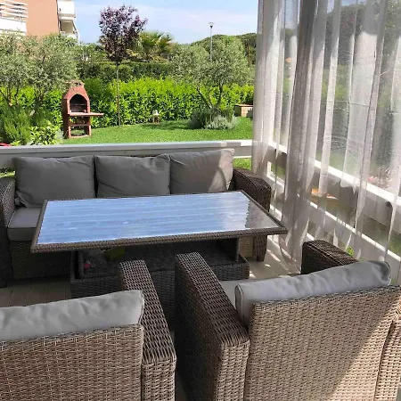 Manalu Home, Gjiri I Lalezit, Lura 3 * Drač