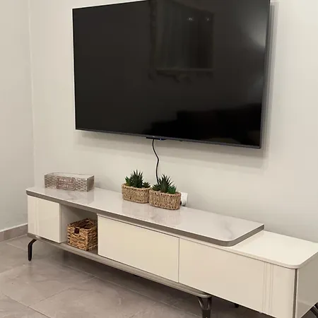 Apartment Manalu Home, Gjiri I Lalezit, Lura 3 *