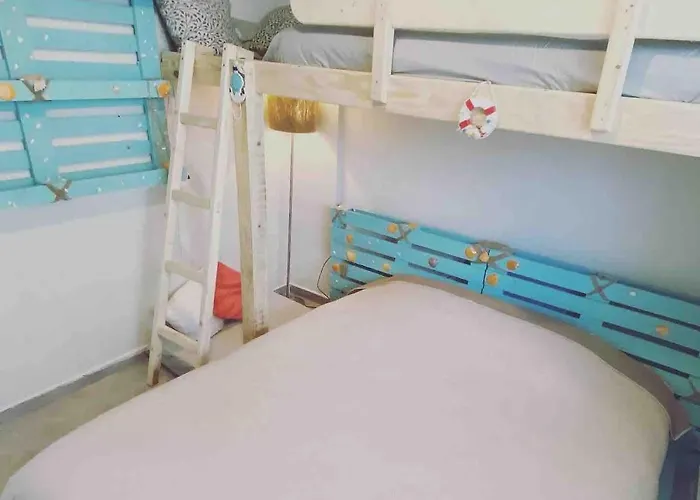 Manalu Home, Gjiri I Lalezit, Lura 3 Draci